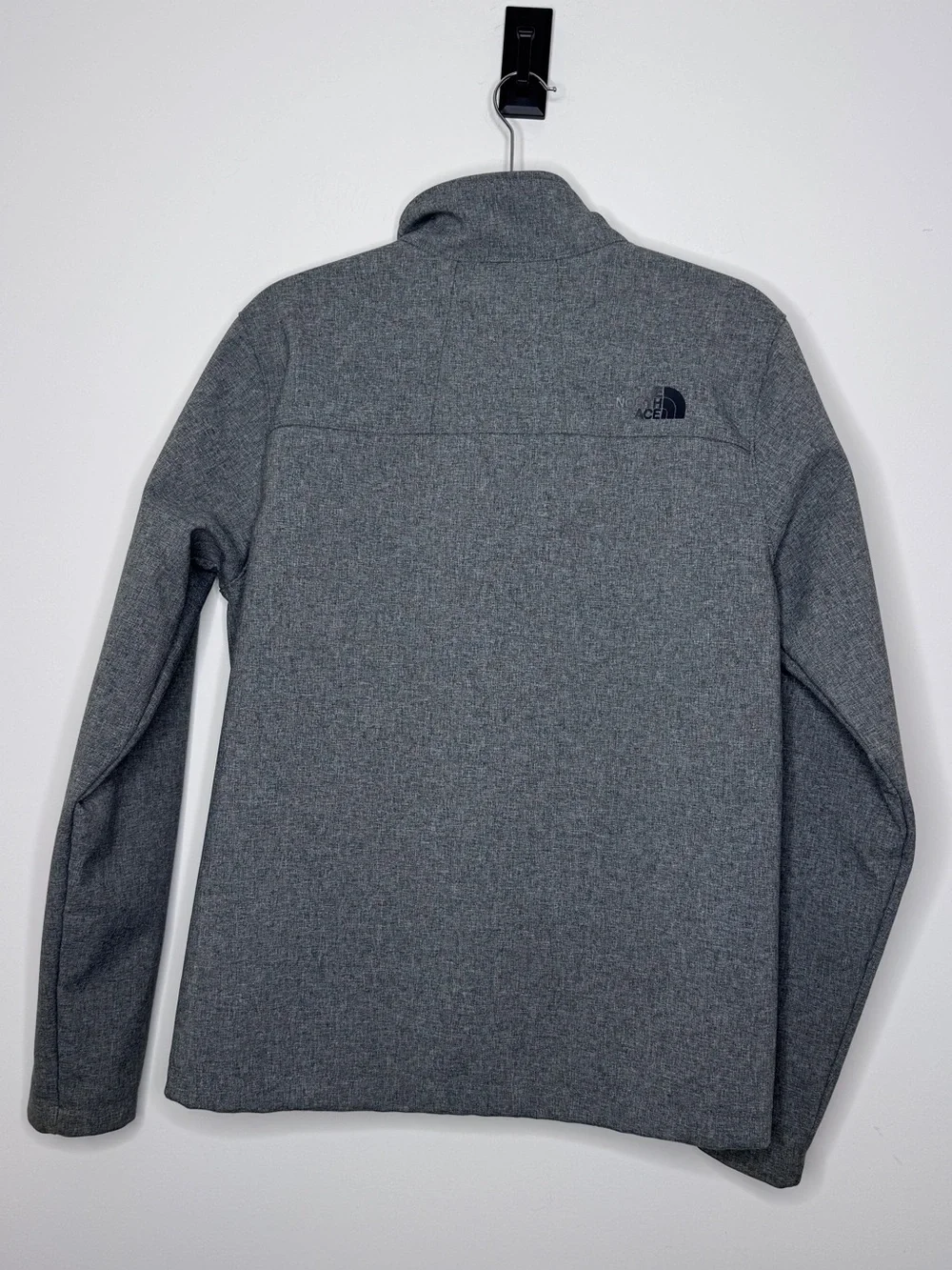 The North Face Men's Apex Bionic 2 Jacket in Grey